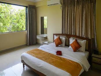 Oyo Apartments Vagator Beach Road Exterior foto